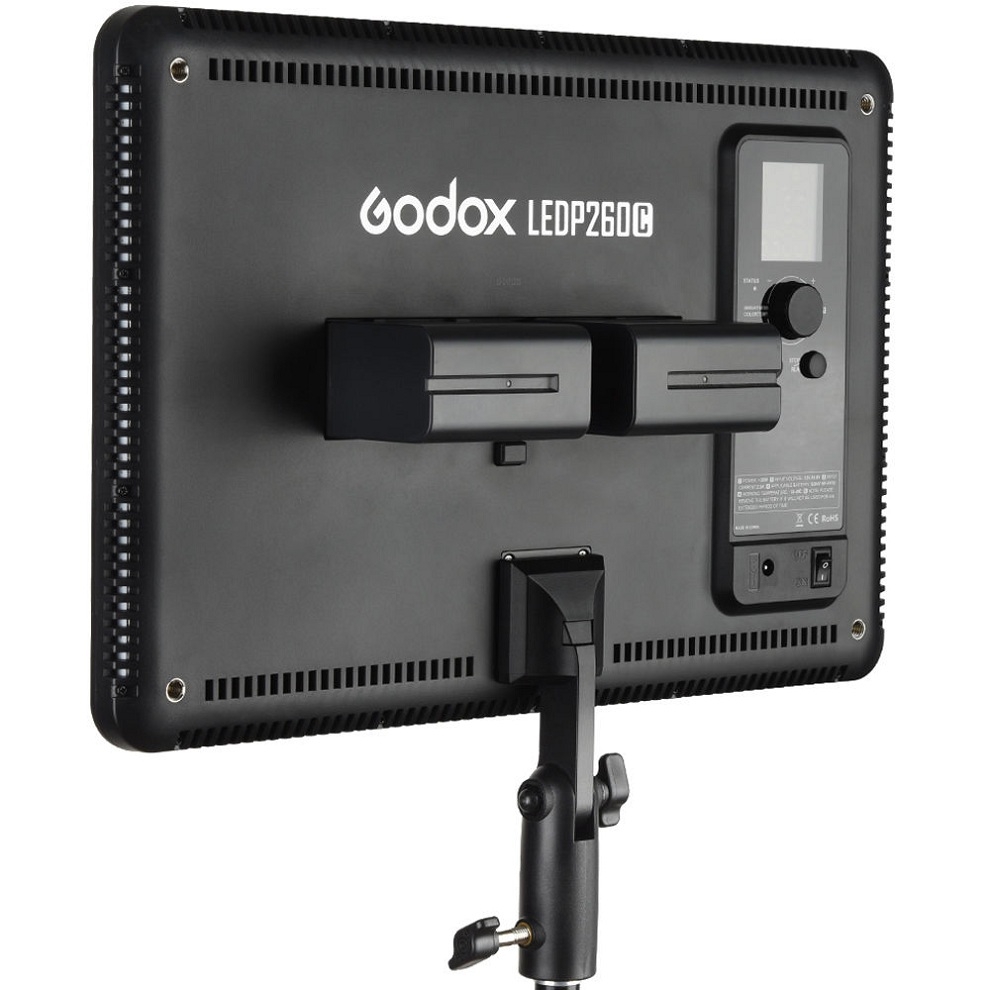 Đèn Godox Professional Video Light LEDP260C -3300-5200k