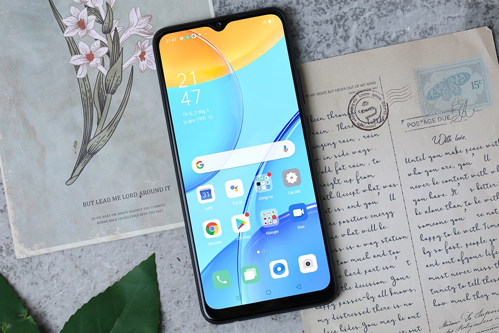 Điện thoại OPPO Reno5