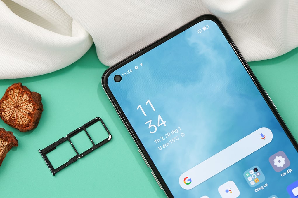 Điện thoại OPPO A93